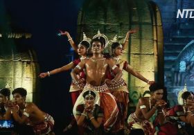 Індійські танці на тлі стародавнього храму заворожують глядачів
