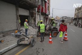Волонтери відновлюють центр Мосула, щоб магазини знову змогли відкритися