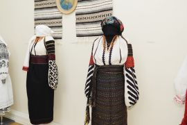 Жодного схожого вбрання: у Києві відкрилася виставка українського традиційного одягу
