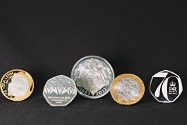 Пам’ятні монети присвятили платиновому ювілею Єлизавети ІІ