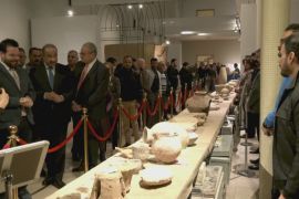 На виставці в Іраку показали 2000 археологічних реліквій