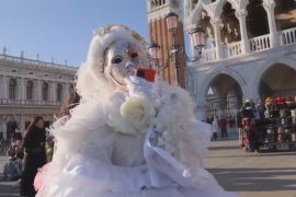 Парад гондол відкрив Венеційський карнавал