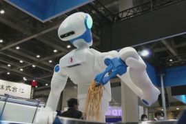 У Японії зробили робота з руками-виделками
