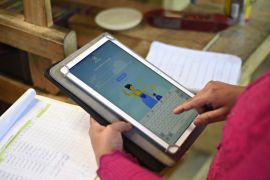 Як планшети допомагають гватемальським ткалям
