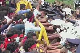 Протести на Шрі-Ланці: люди вимагають відставки керівного сімейного клану