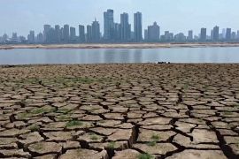 Небувала посуха в Китаї: свердловини з водою бурять по 15 годин