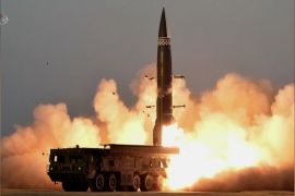 КНДР після погроз на адресу США знову запустила балістичну ракету