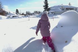 У штаті Нью-Йорк випало до двох метрів снігу