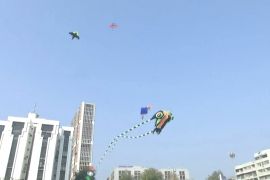 125 повітряних зміїв злетіли над Ахмадабадом в Індії