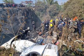 Найстрашніша за 30 років: у Непалі шукають жертв авіакатастрофи