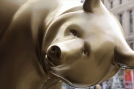 Гігантські скульптури ведмедів та горил з’явилися в центрі Парижа