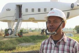 Камбоджієць збудував будинок-літак, надихаючись мріями про польоти
