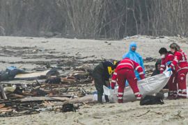 Приблизно 60 мігрантів загинуло в морі біля берегів Італії