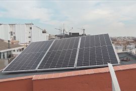 Жителі Барселони скуповують сонячні панелі