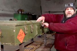 Львівські майстри перетворюють ящики для снарядів на вишукані меблі