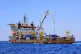 Знешкодження «екологічної бомби»: в Червоному морі почали відкачувати нафту з аварійного танкера