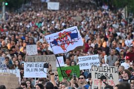 Серби вимагають відставки уряду через масові травневі розстріли