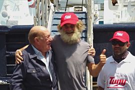 Австралійського моряка та його собаку врятували з човна після місяців в океані
