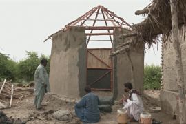 У пакистанських селах зводять будинки, які не бояться стихійного лиха