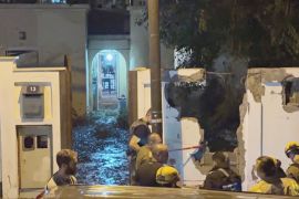 Уламки ракети поранили двох людей у Тель-Авіві