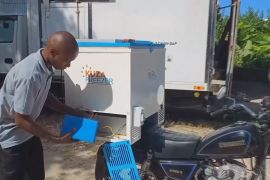 Морозильні камери з відходів роблять у кенійському місті Момбаса