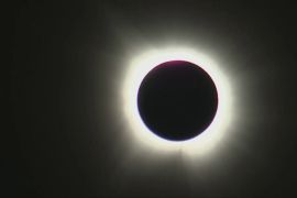 Перше за сім років повне сонячне затемнення побачили жителі Північної Америки
