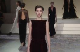 Модний дім Dior показав свою осінню колекцію в Нью-Йорку