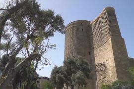 Старе місто Баку приваблює туристів стародавніми палацами, мечетями та караван-сараями