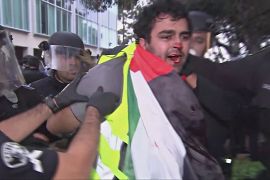 Поліція очистила кампус Каліфорнійського університету від протестувальників