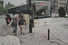 Зливи з градом затопили місто на заході Польщі