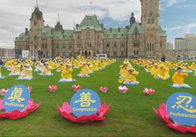 Всесвітній День Фалунь Дафа відзначили парадами та іншими мальовничими заходами