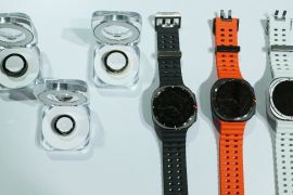 Компанія Samsung показала свої новітні гаджети, зокрема годинник та перстень