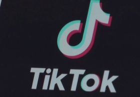 На TikTok подають нові позови у Вашингтоні та в 13 штатах США