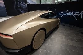 Роботаксі Tesla Cybercab показали публіці в Берліні