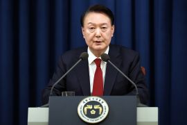 Як президент Південної Кореї спочатку запровадив, а потім скасував воєнний стан