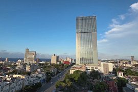 Новий розкішний готель у столиці Куби спантеличив місцевих жителів