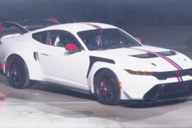 Детройтський автосалон у США знову проходить у січні