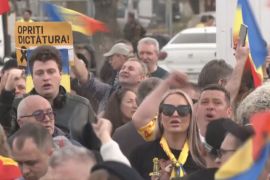 Келіну Джорджеску заборонили брати участь у повторних виборах — сотні румунів вийшли на протест