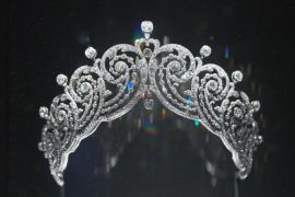 350 прикрас Cartier, створених для монархів і знаменитостей, показали в Лондоні
