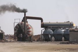 Дим і хвороби: у Сирії потерпають через саморобне нафтопереробне устаткування