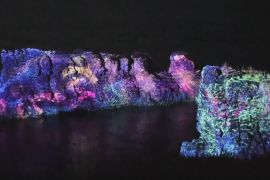 Світлові інсталяції прикрасили чорноморське узбережжя в Болгарії