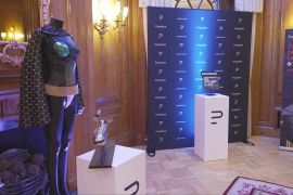 Світловий меч Дарта Вейдера, шолом Саурона та батіг Індіани Джонса виставлять на аукціон