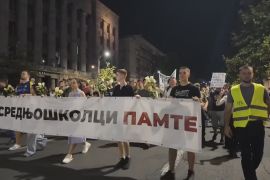 Десятки тисяч сербів вийшли на протест