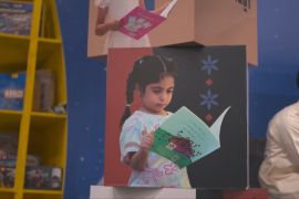 Книжкова виставка в Саудівській Аравії надихає дітей читати, а не дивитися на екрани