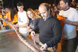 Салямі завдовжки майже 500 м зробили в аргентинському місті Танділь
