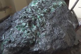 Військове керівництво Мадагаскару знайшло смарагд вагою 300 кг у палаці президента