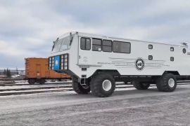 У Канаді показали всюдихід, що попереджає про наближення білих ведмедів