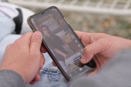 Франція може приєднатися до країн, які заборонили соцмережі для дітей та підлітків