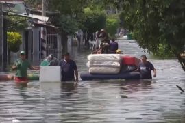 Масштабна повінь у Колумбії: вулиці перетворилися на річки