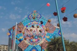 Фестиваль повітряних зміїв повернувся після 20 років заборони до пакистанського Лахора